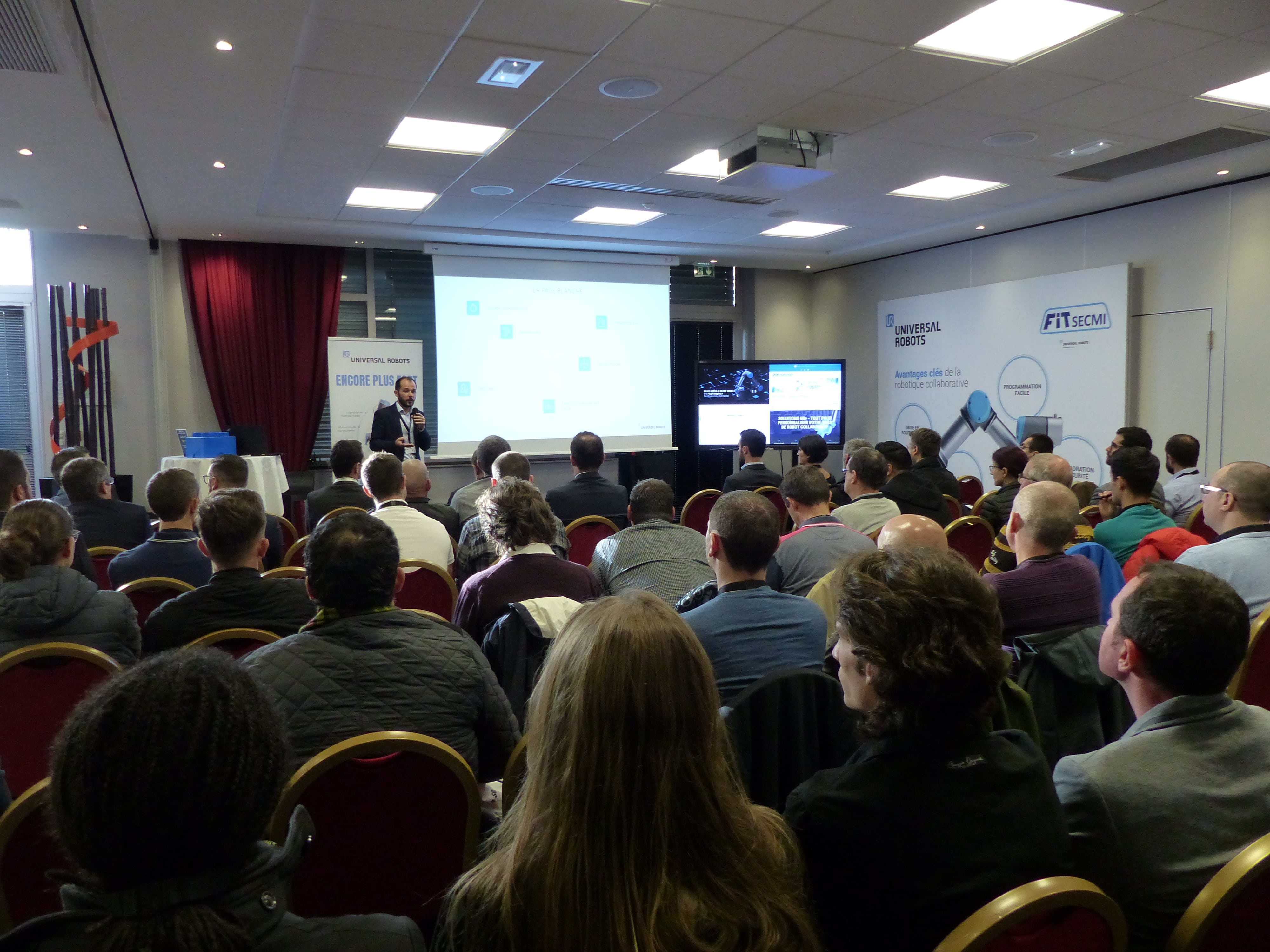 conference universal robots