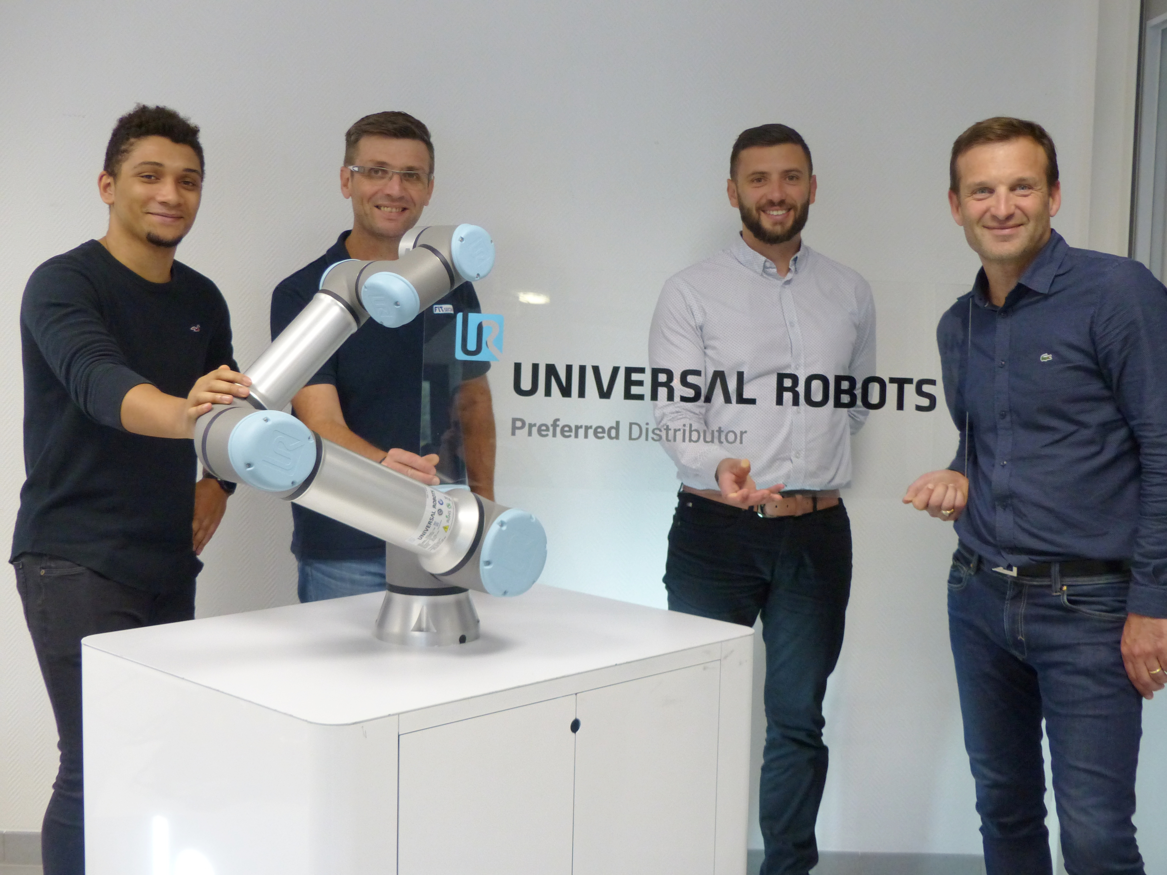 preferred distributor ur fit robotique